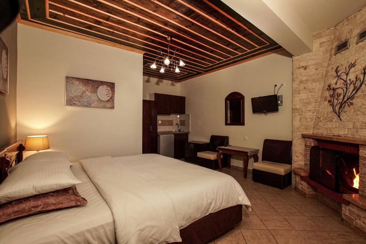 Kallinikos Guesthouse Loutraki  Ngoại thất bức ảnh