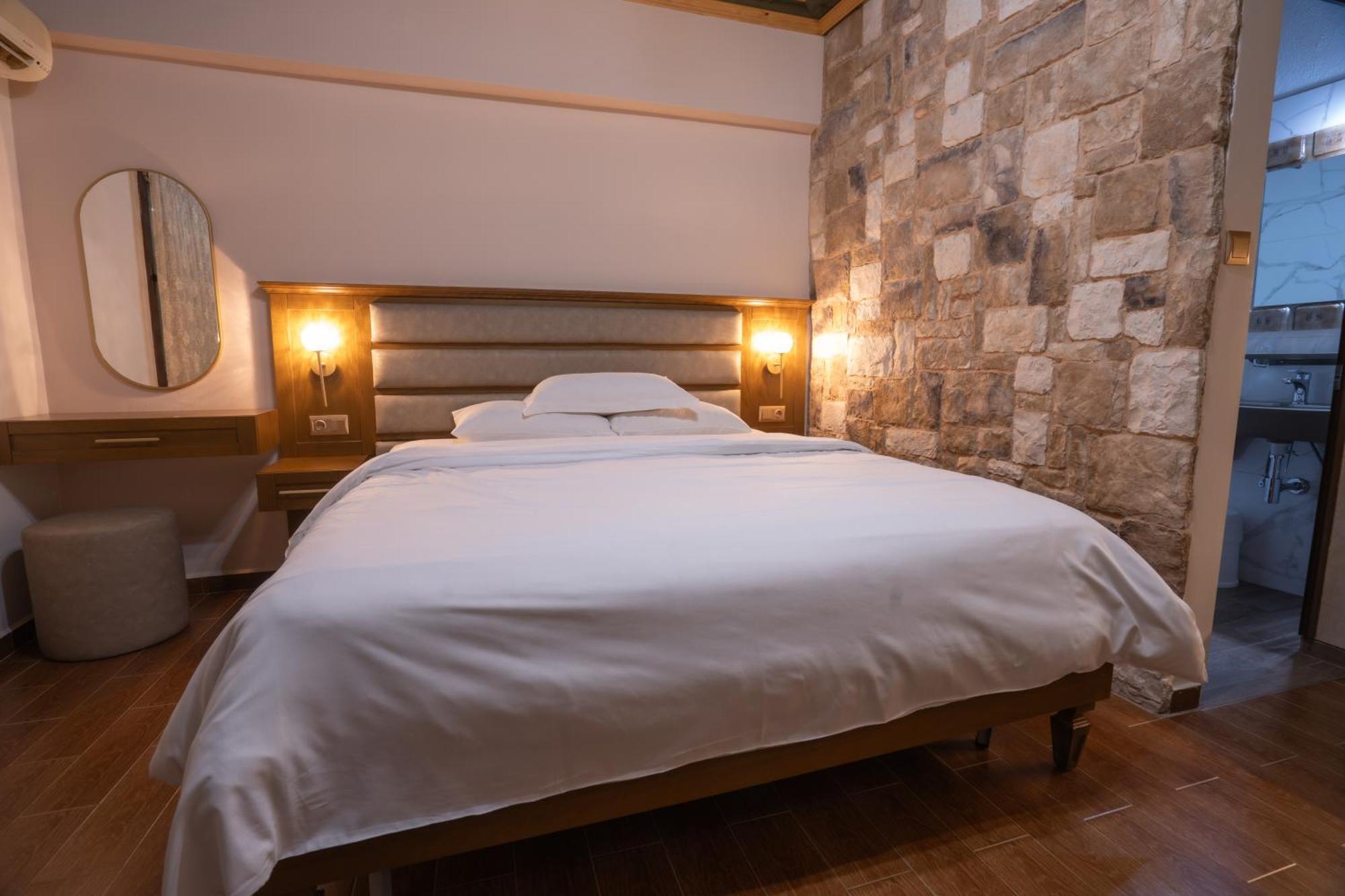 Kallinikos Guesthouse Loutraki  Ngoại thất bức ảnh